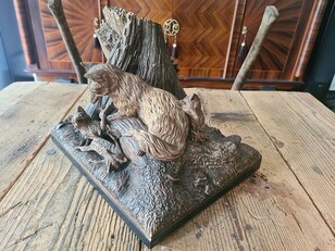 Black Forest carved Fox pack